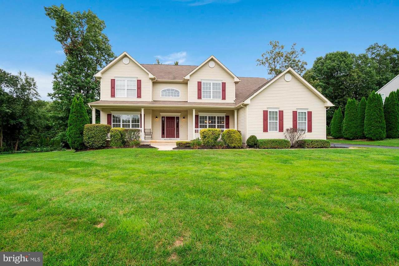207 Grindstone Court - Photo 1