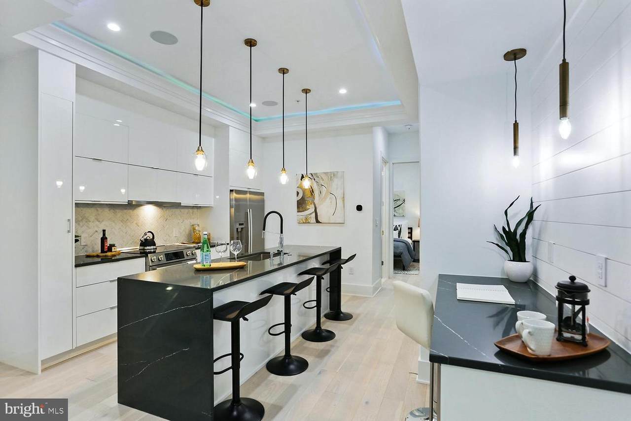 4 R Street - Photo 1