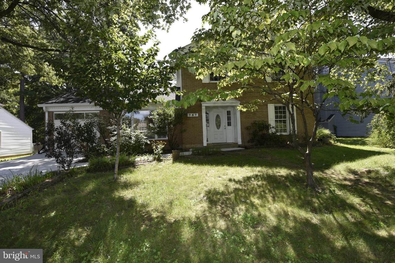 757 Barbaralynn Place - Photo 1