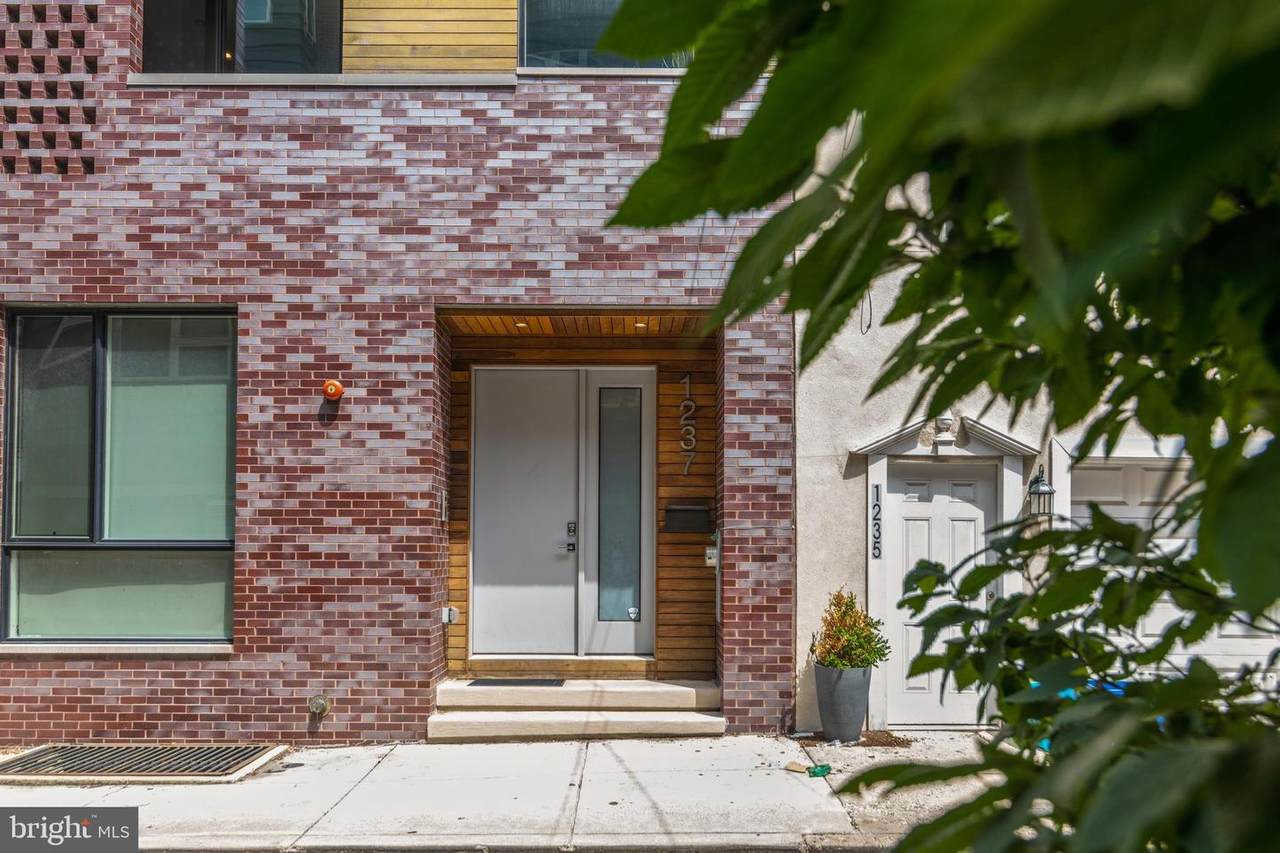 1237 Kater Street - Photo 1