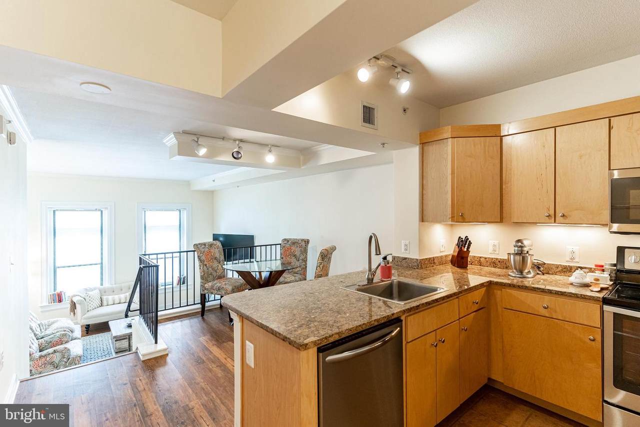 616 E Street - Photo 1
