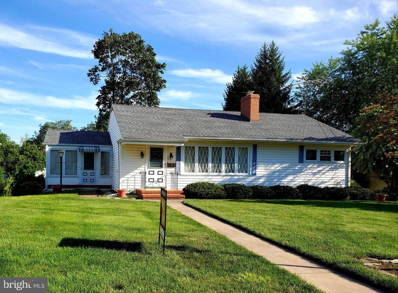 110 Villanova Drive - Photo 1