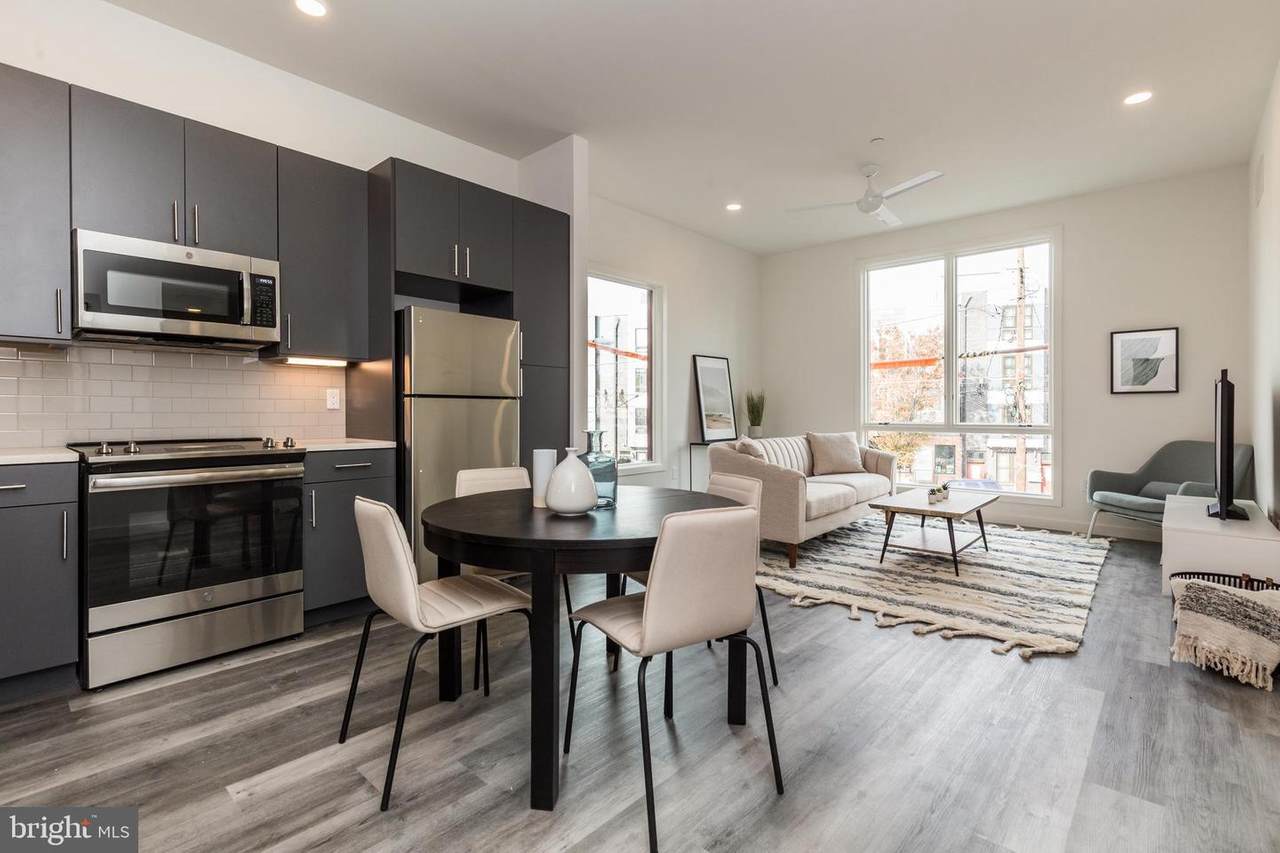 2559 Amber Street - Photo 1