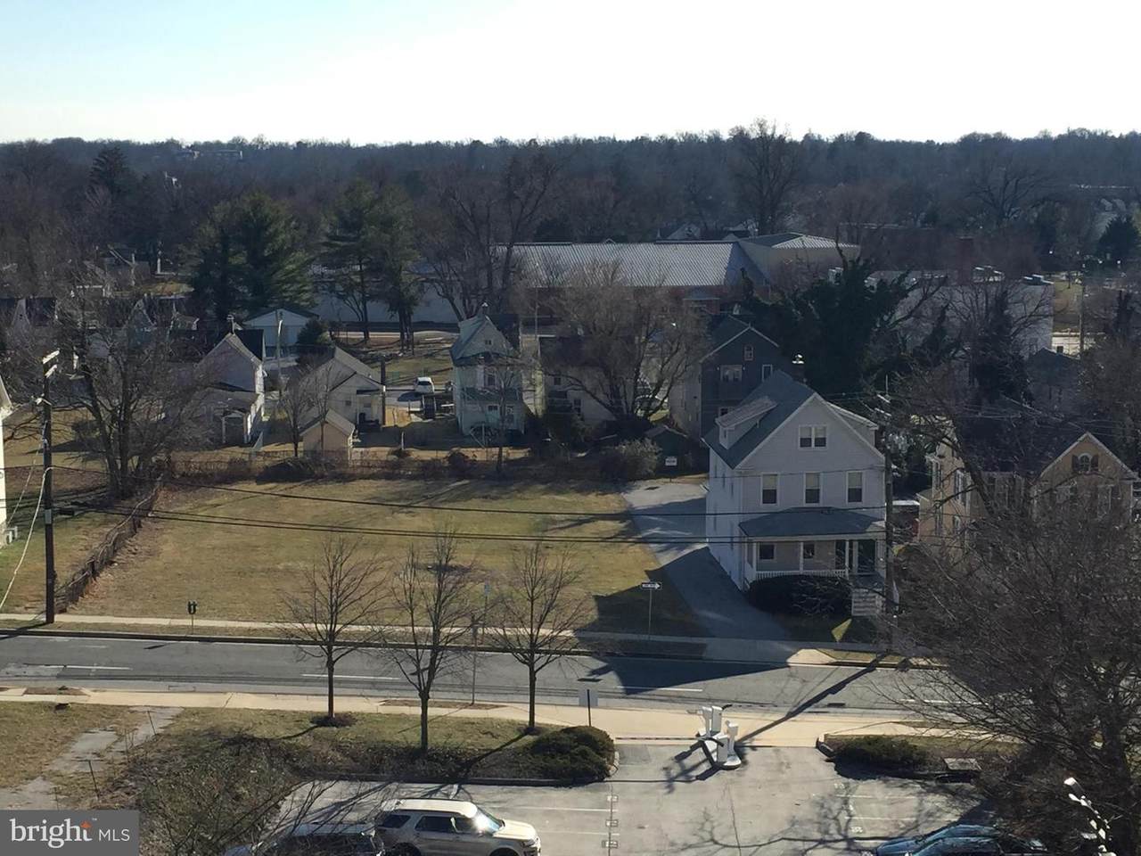 308 Pennsylvania Avenue - Photo 1