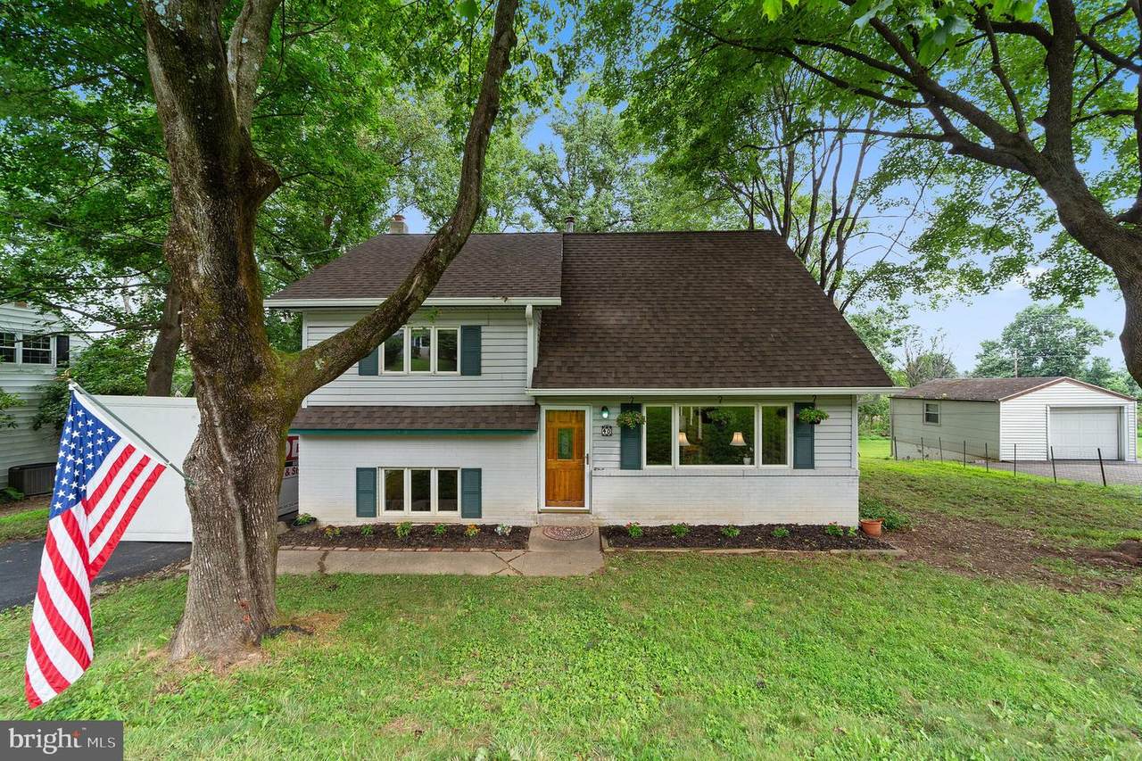 40 Jacqueline Drive - Photo 1