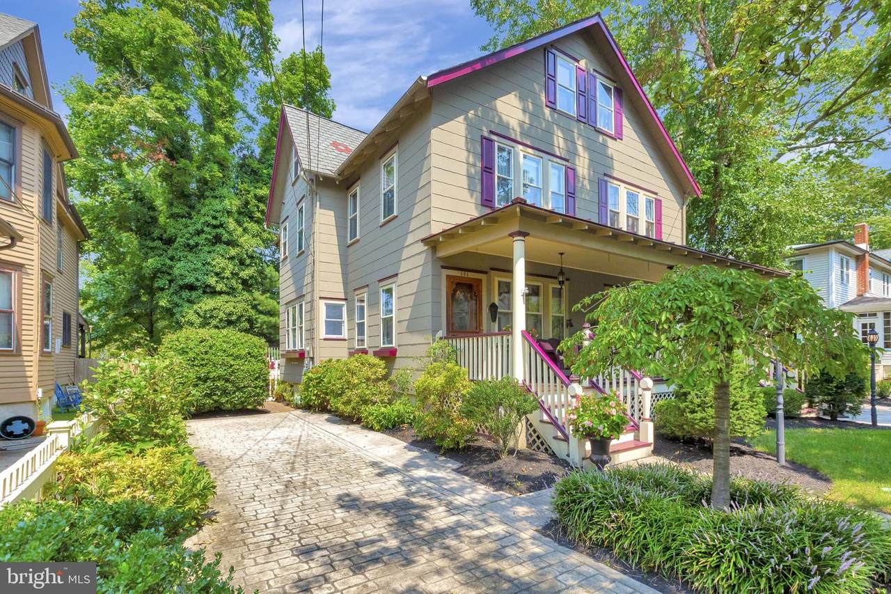 111 Summit Avenue - Photo 1