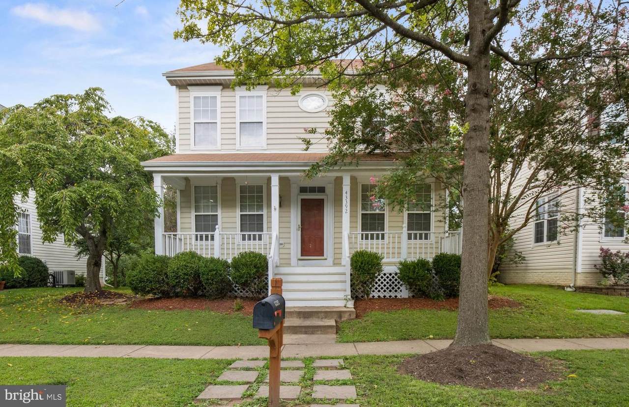 43392 Edgewater Street - Photo 1