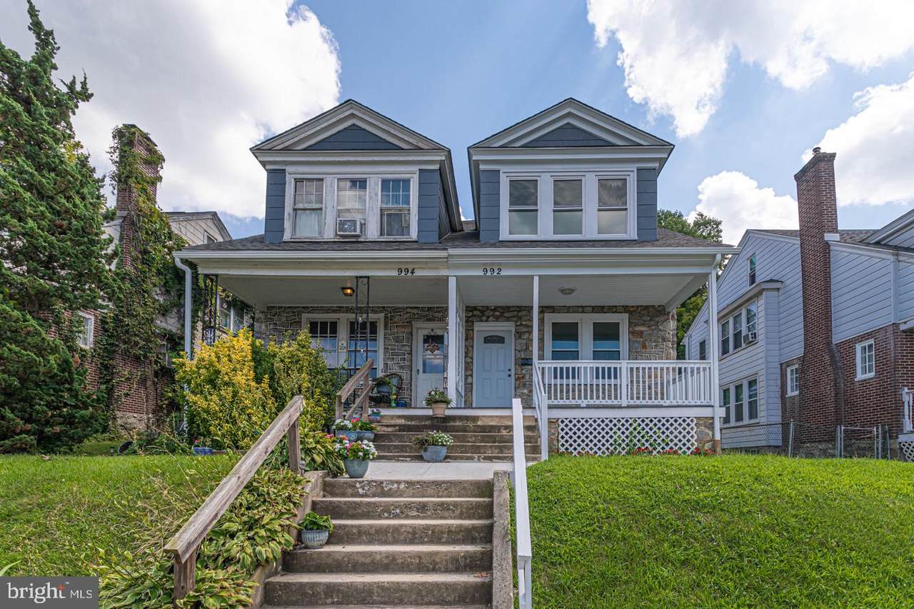 992 Olive Street - Photo 1