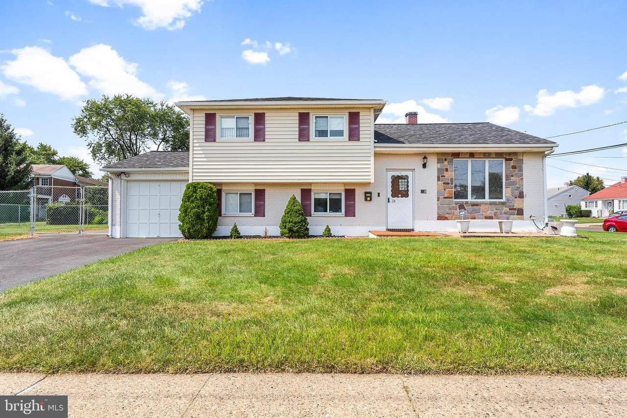 38 Sunnybrae Boulevard - Photo 1