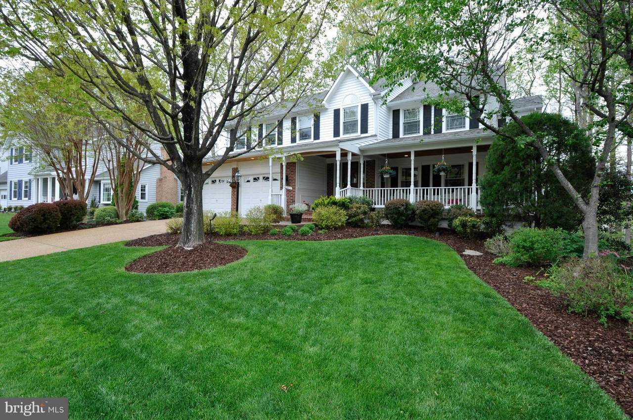 6541 Rockland Drive - Photo 1