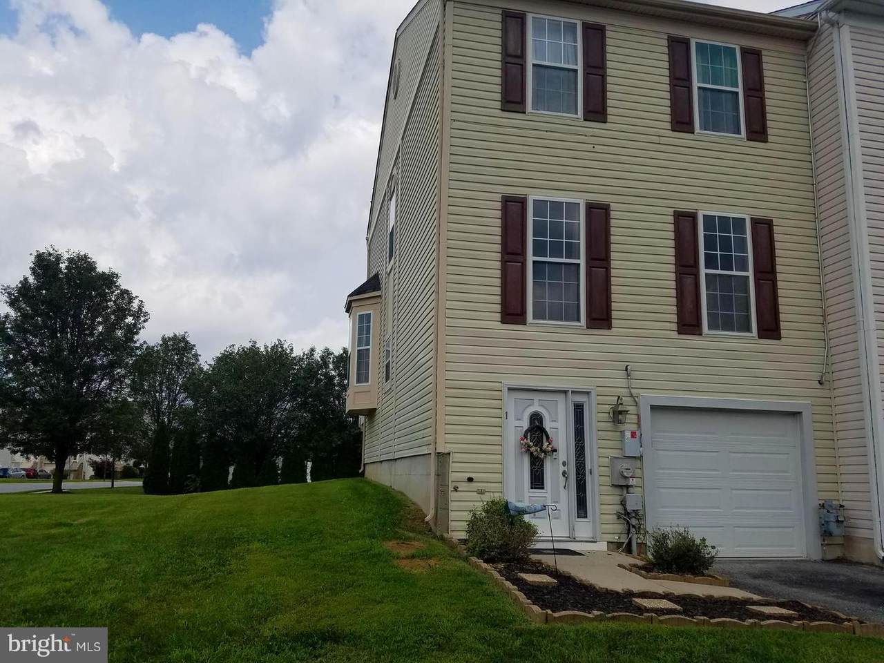 1 Tribbit Avenue - Photo 1