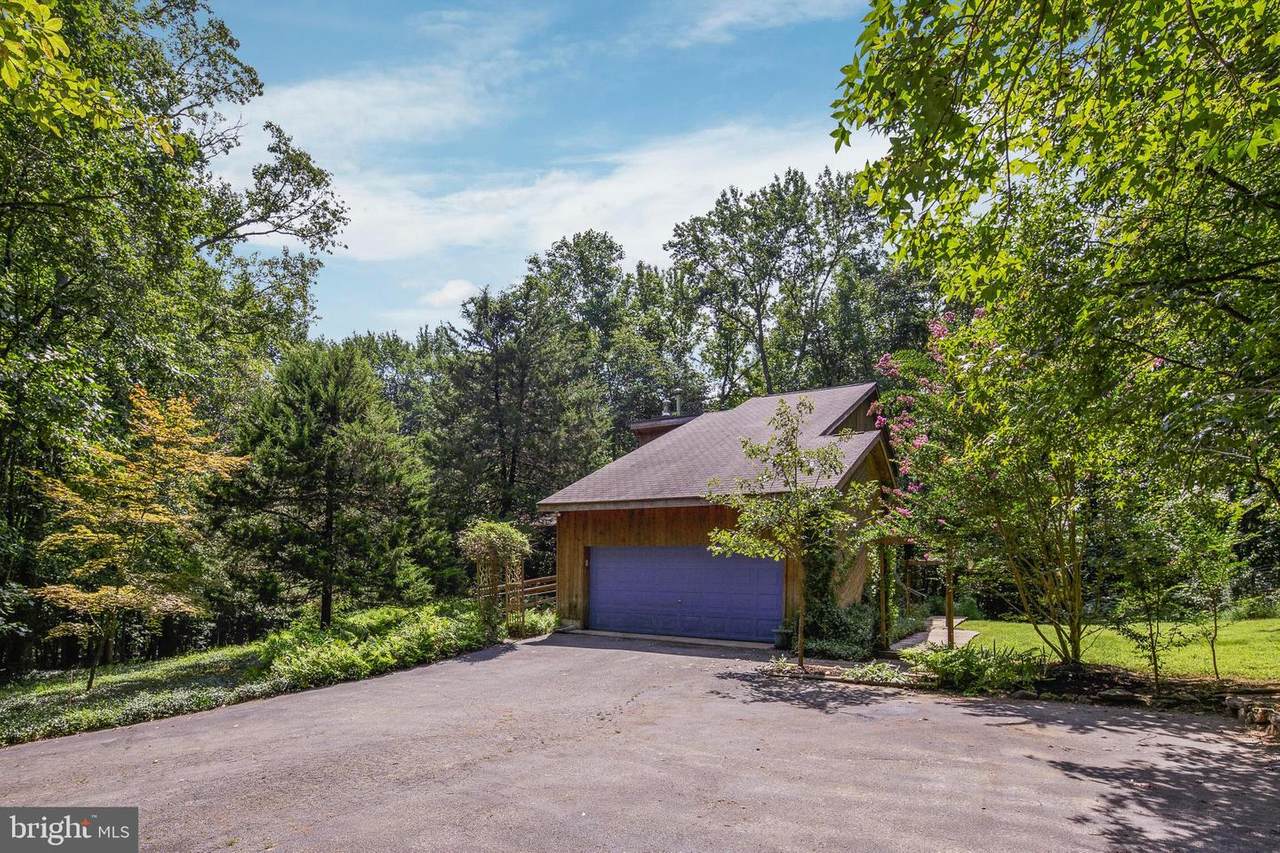 1605 Ironside Road - Photo 1