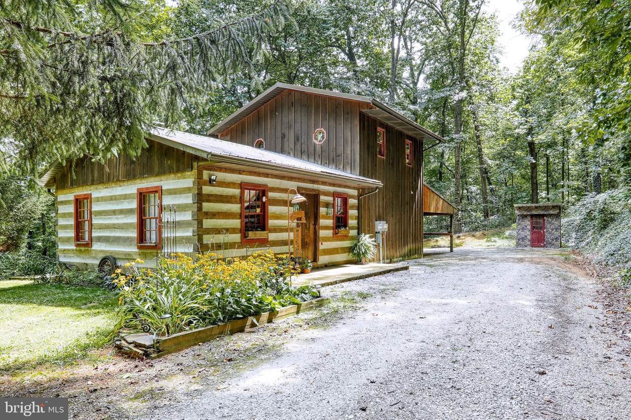 799 Chestnut Hill Road - Photo 1