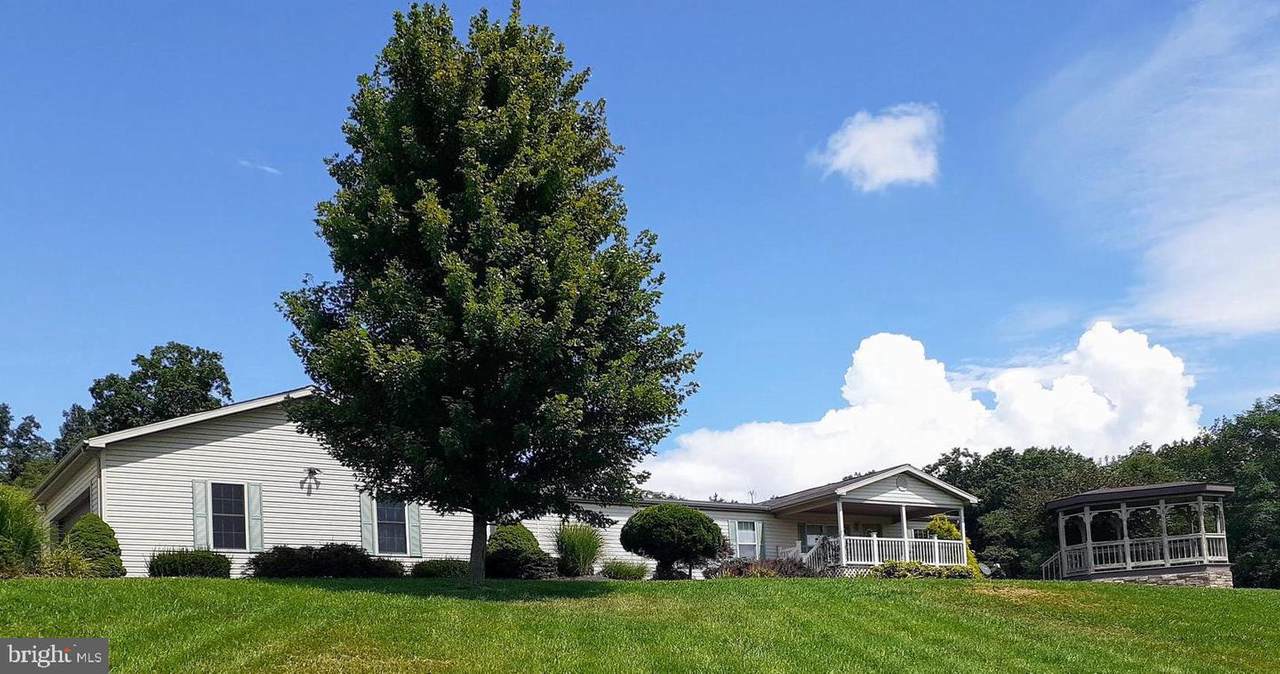 472 High Point Drive - Photo 1