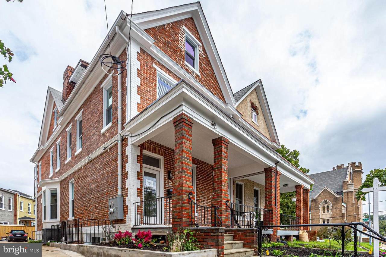 703 Randolph Street - Photo 1