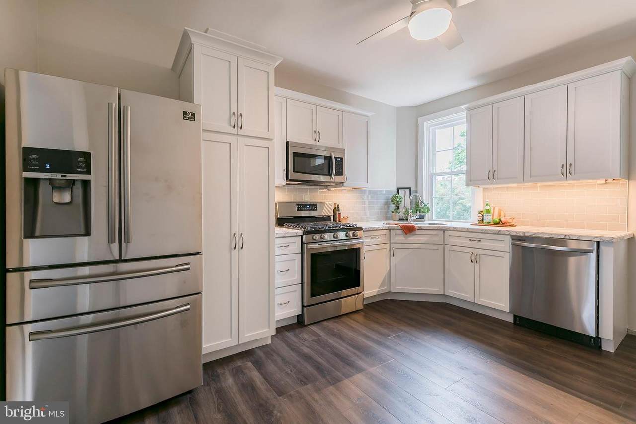 340 College Avenue - Photo 1