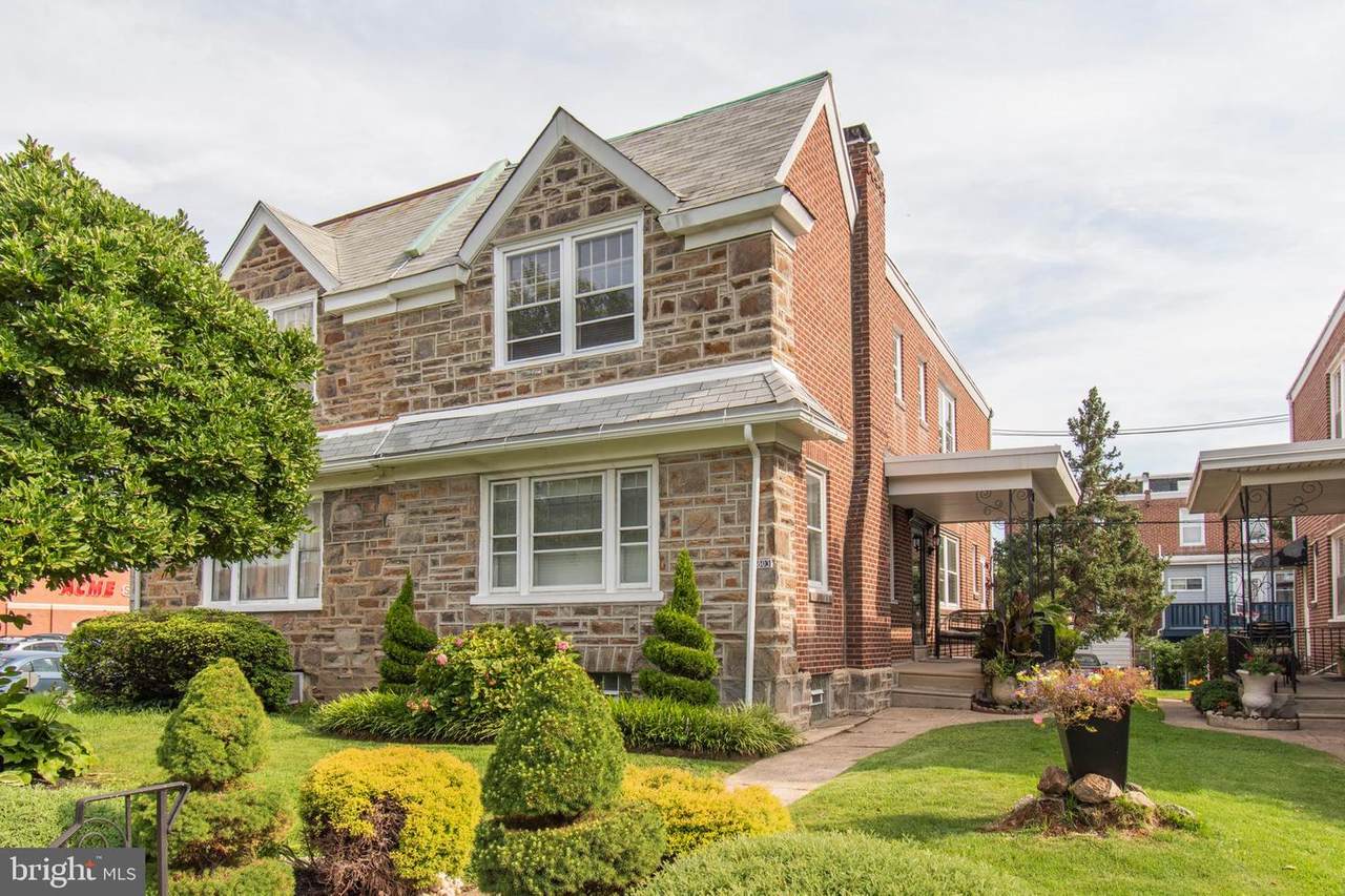 803 Fanshawe Street - Photo 1
