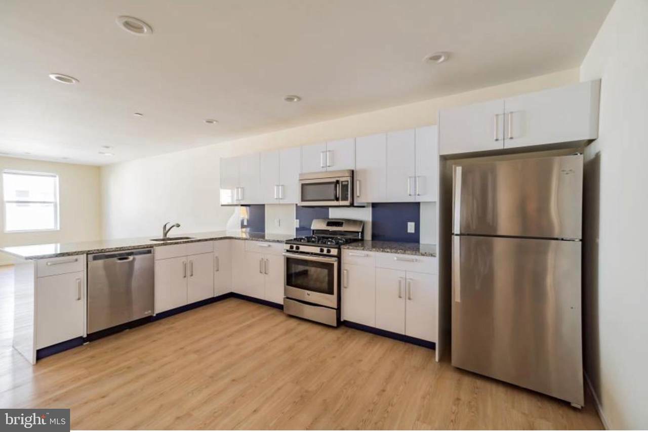 800 48TH Street - Photo 1