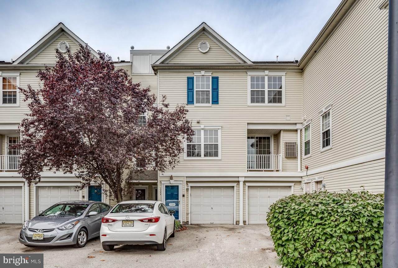 1504 Lakeside Drive - Photo 1