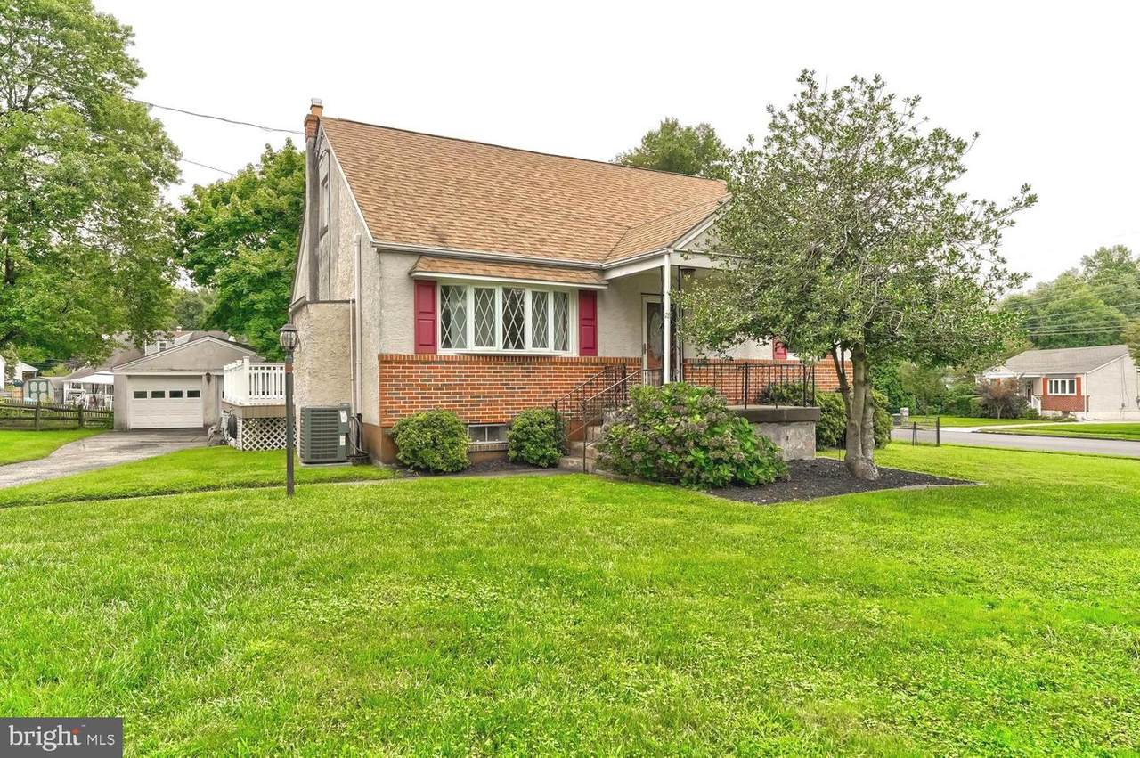 627 Ruth Avenue - Photo 1