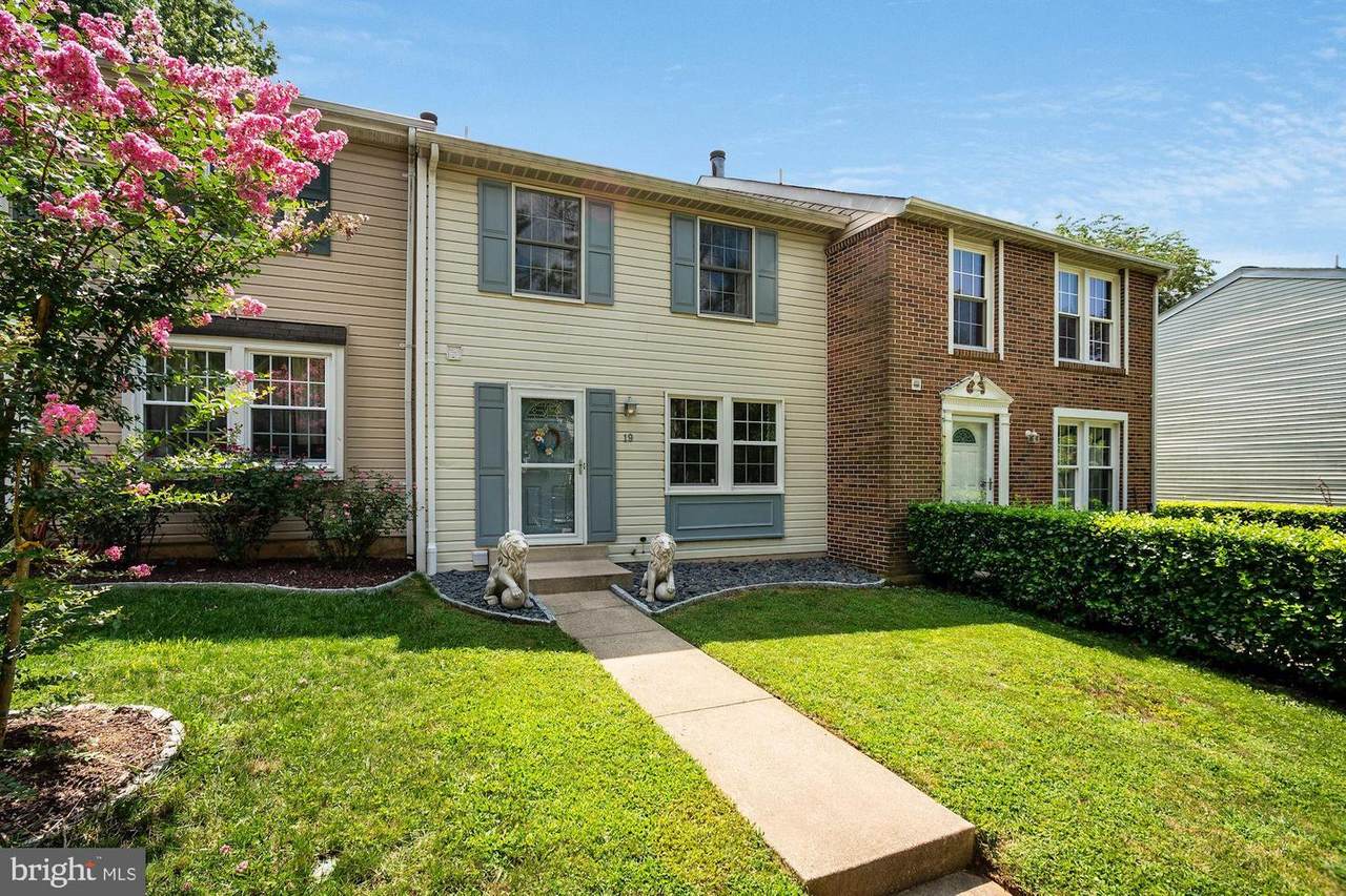 19 Cross Country Court - Photo 1