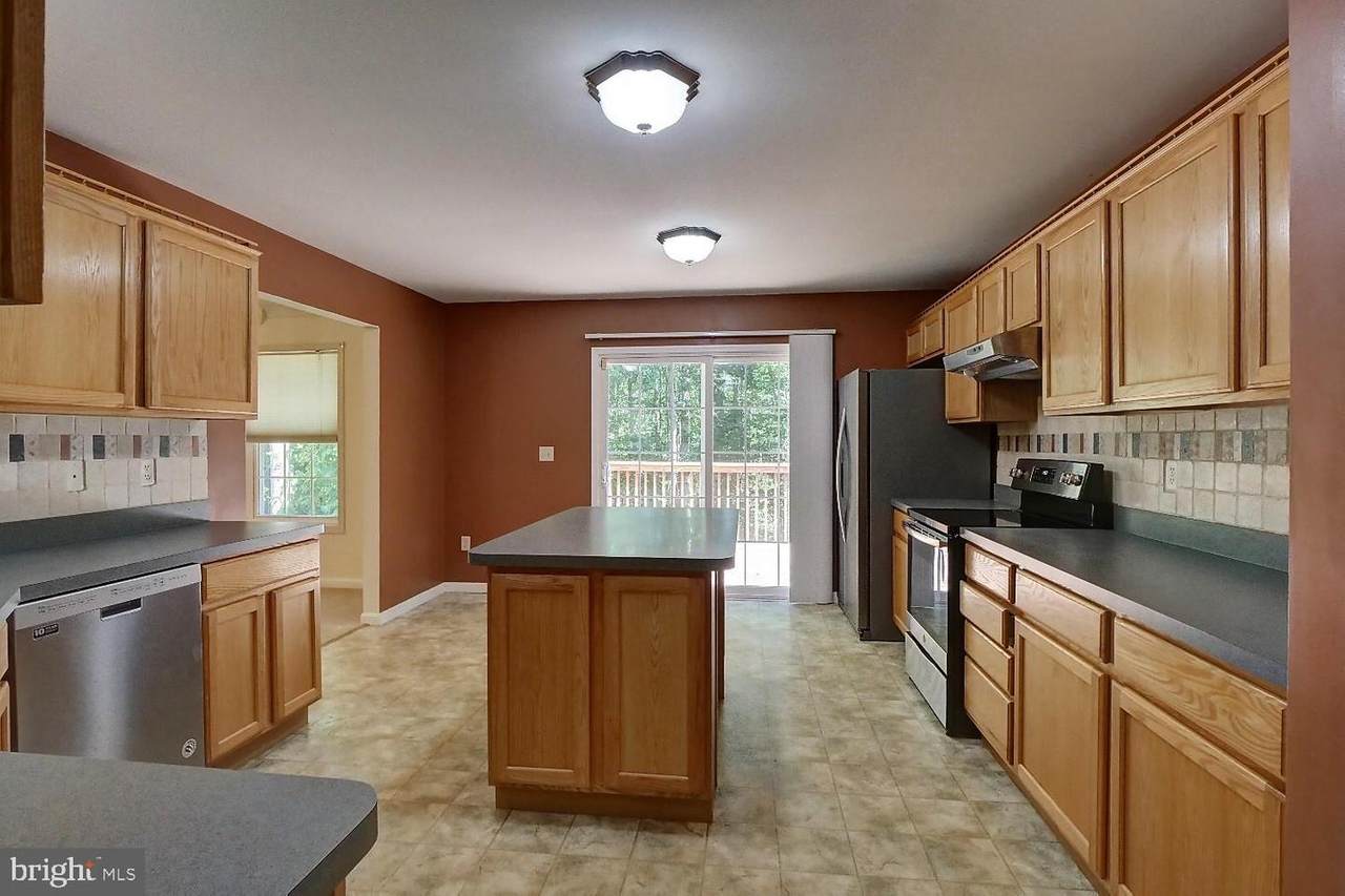 350 Quaker Hill Road - Photo 1