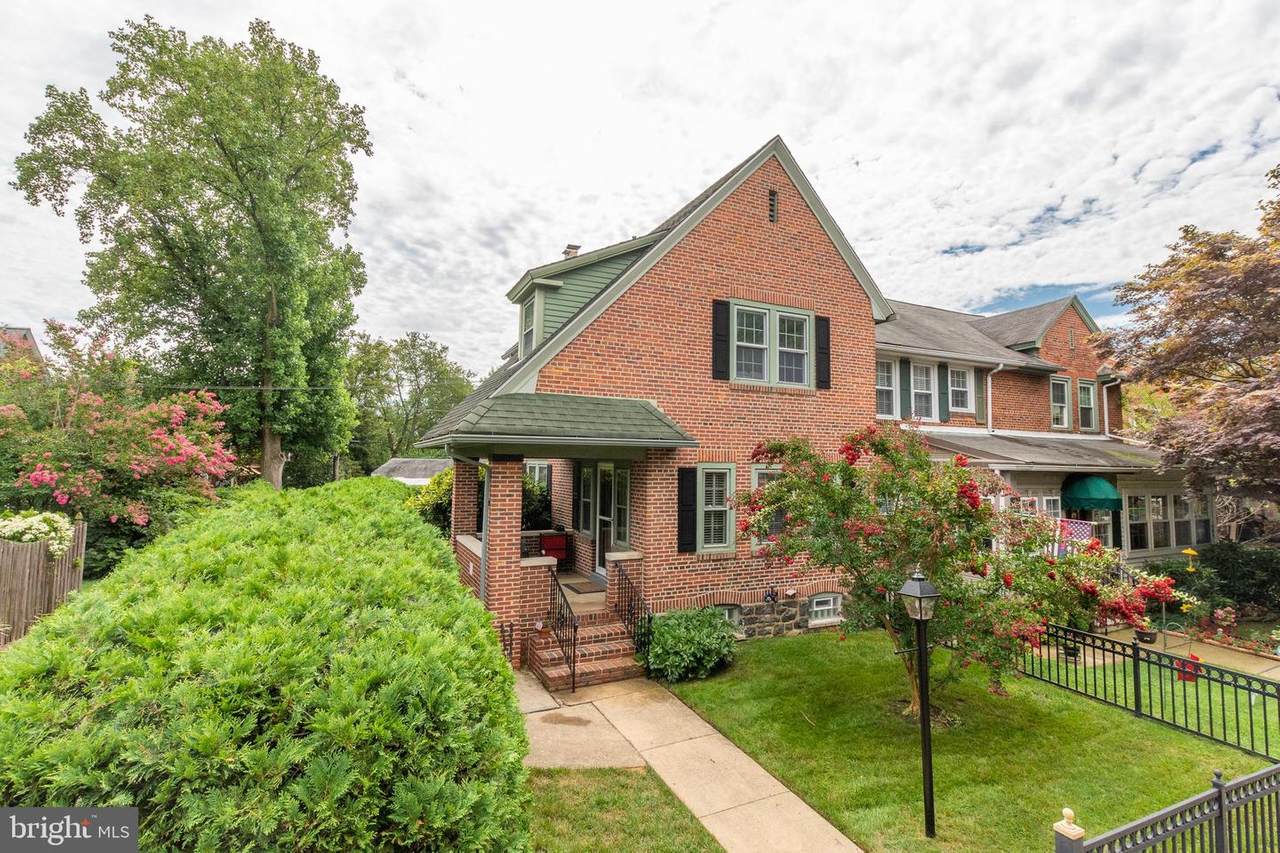 400 Sycamore Street - Photo 1