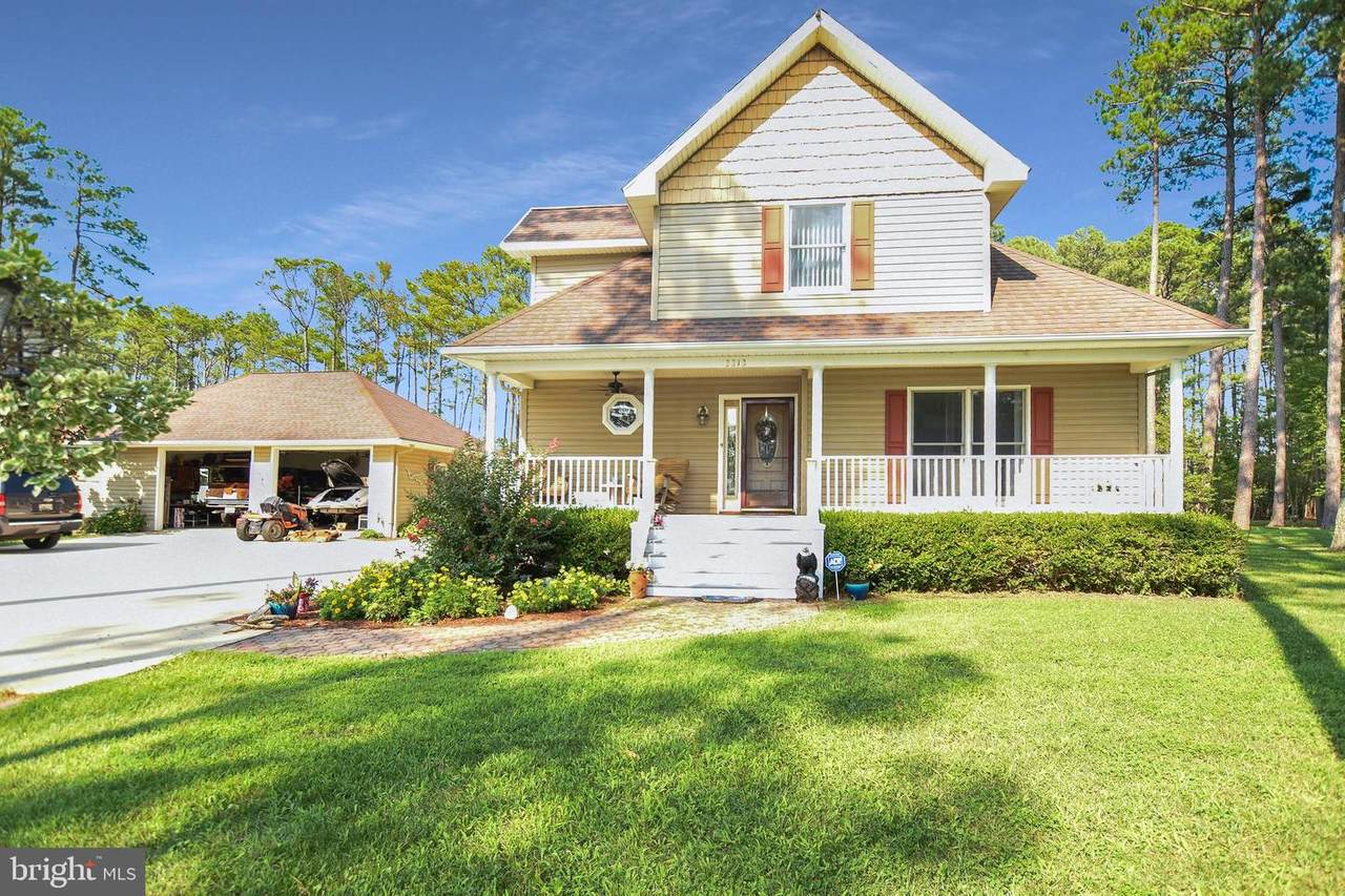 3313 Belfiore Road - Photo 1