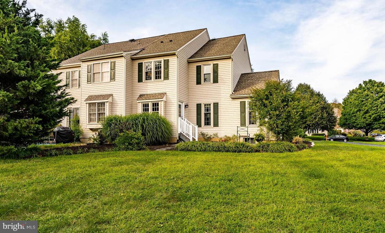 1607 Todd Lane - Photo 1