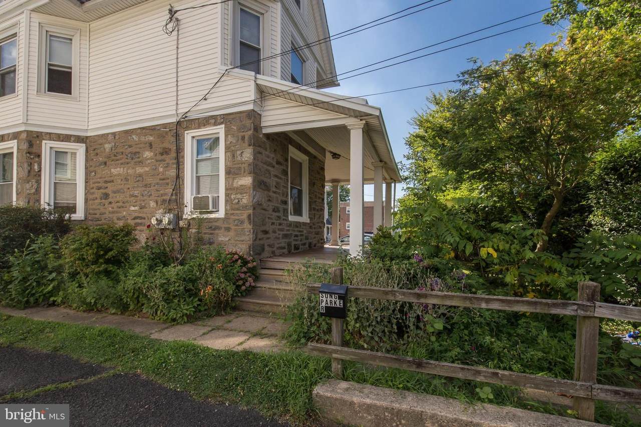 408 Franklin Avenue - Photo 1