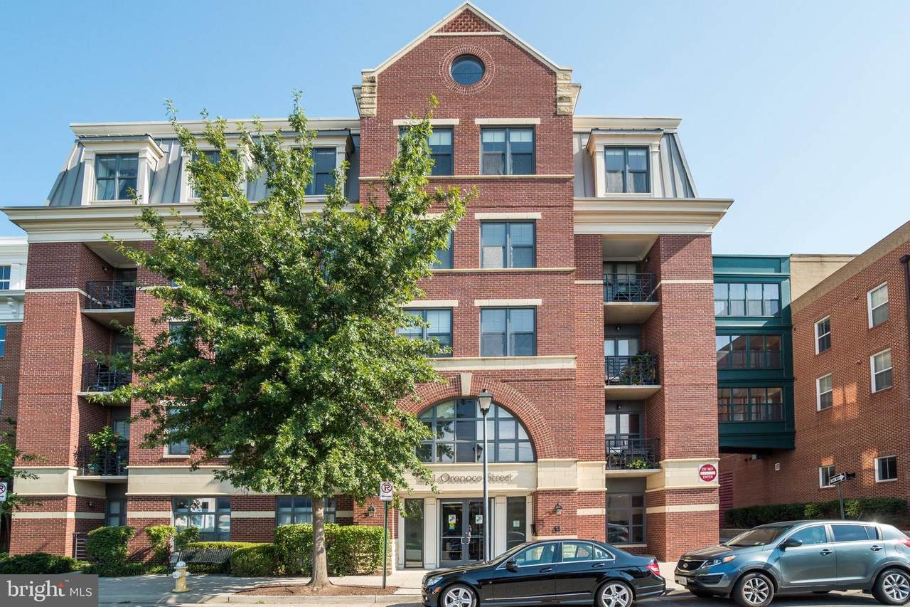 1111 Oronoco Street - Photo 1