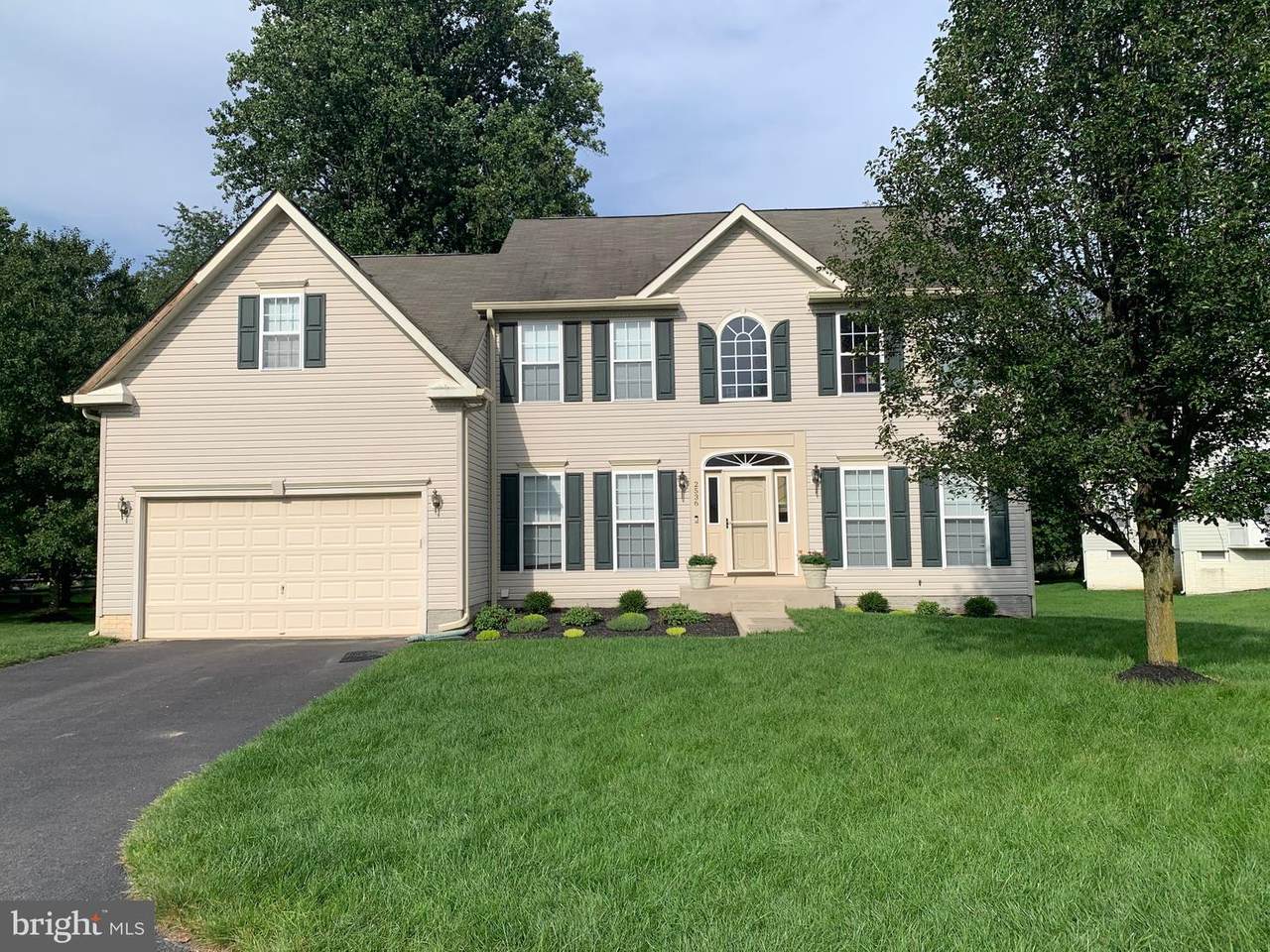 2536 Holly Springs Court - Photo 1