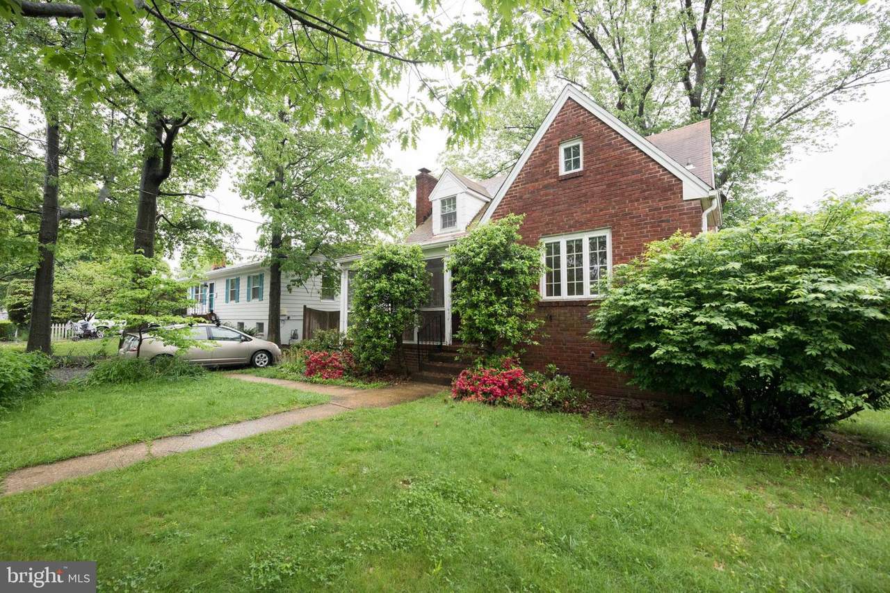 838 Lincoln Street - Photo 1