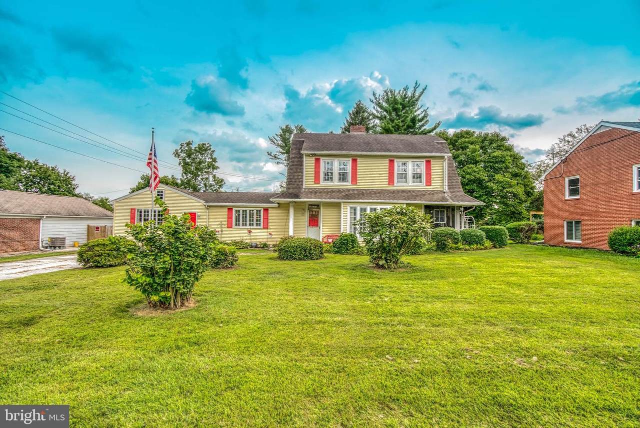 33 Seminary Avenue - Photo 1