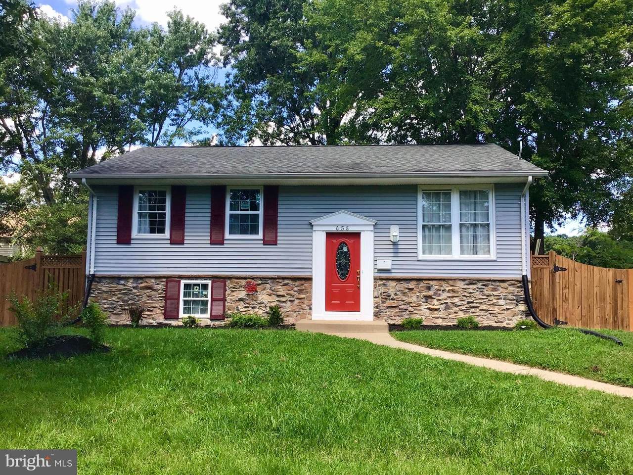 658 Alabama Drive - Photo 1
