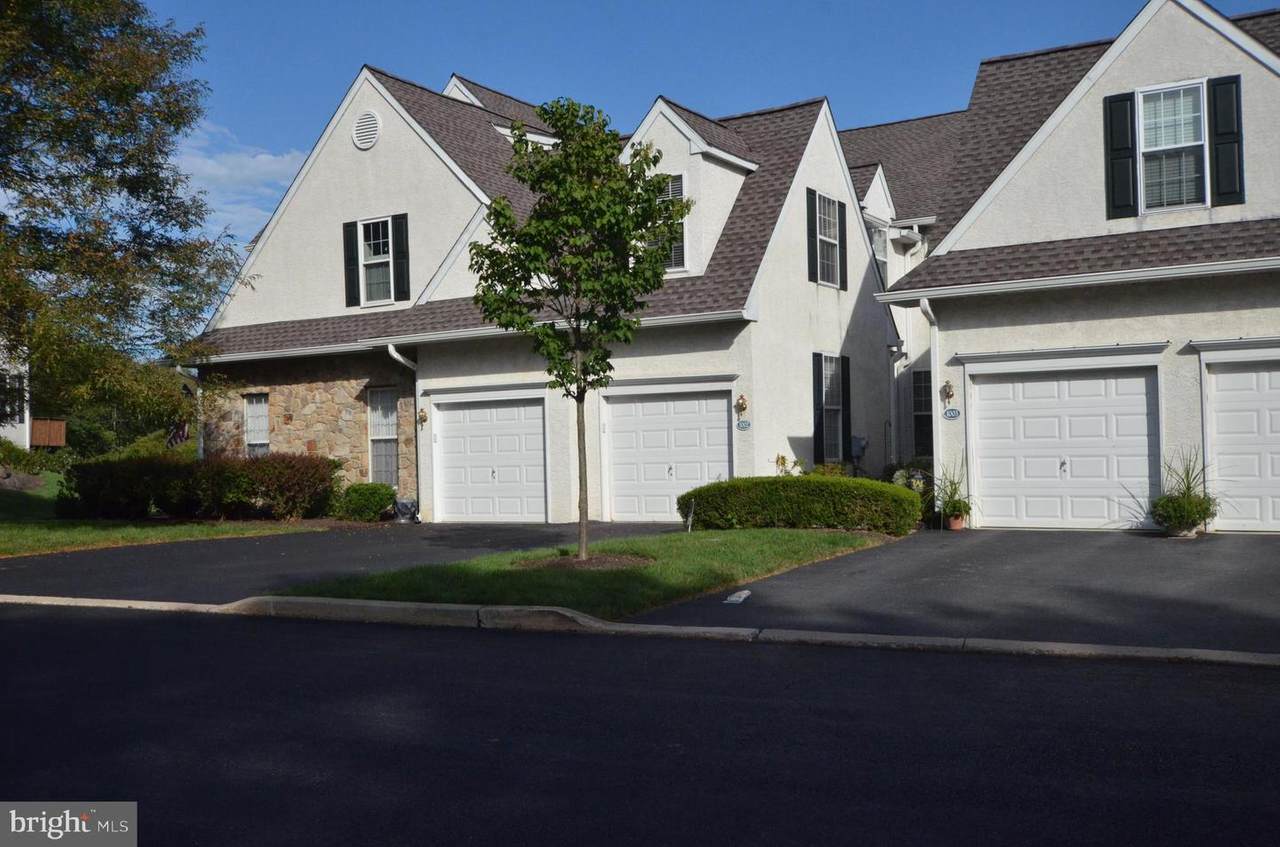 1002 Whispering Brooke Drive - Photo 1