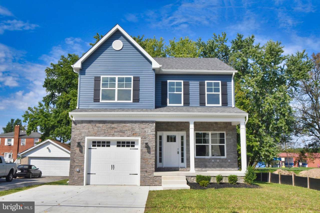 2620 Edgemere Avenue - Photo 1