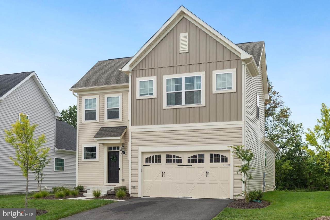 817 Pencoast Drive - Photo 1