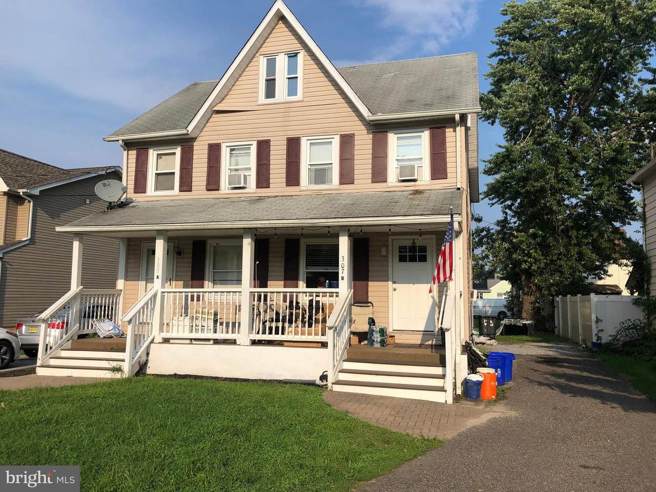 307 S Avenue - Photo 1