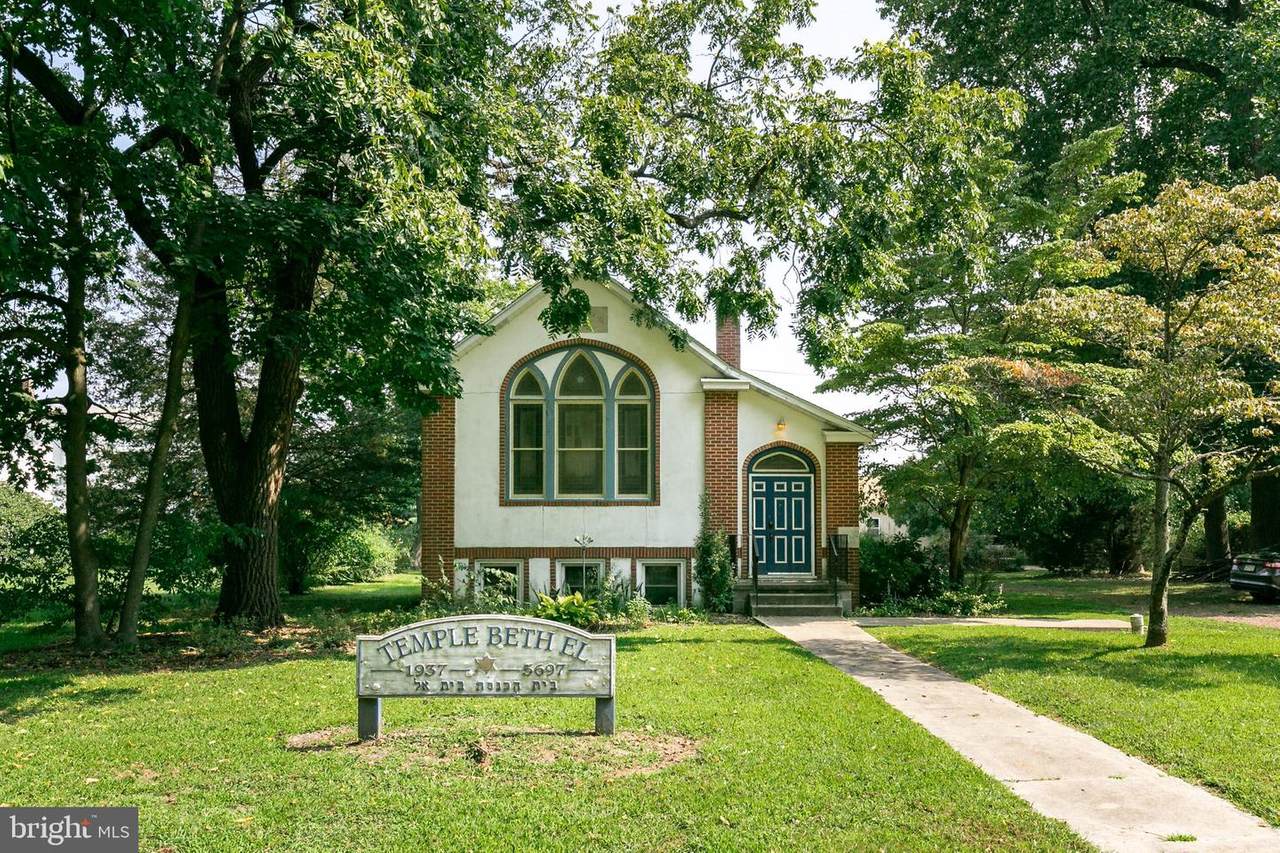 642 Bellevue Avenue - Photo 1