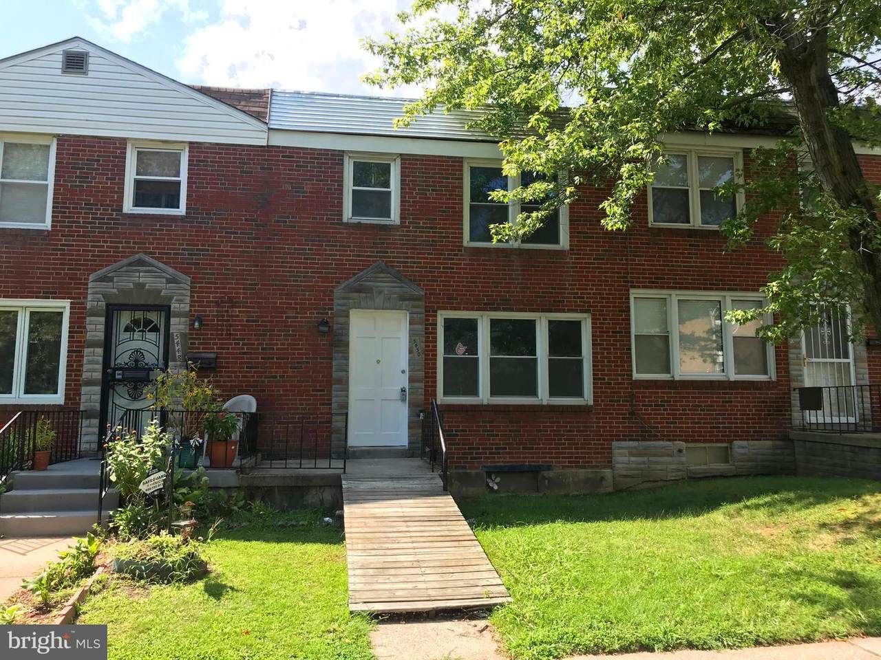 5450 Cedonia Avenue - Photo 1
