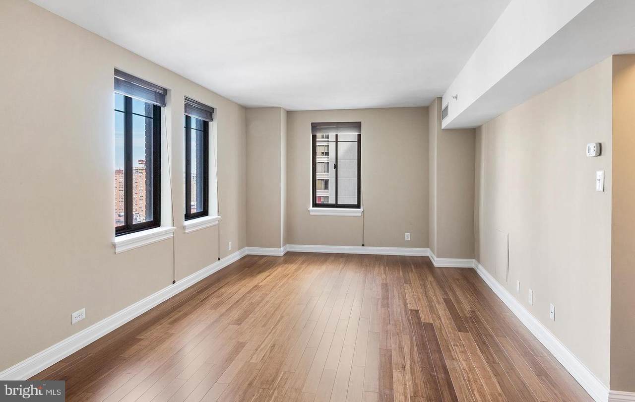222 Rittenhouse Square - Photo 1