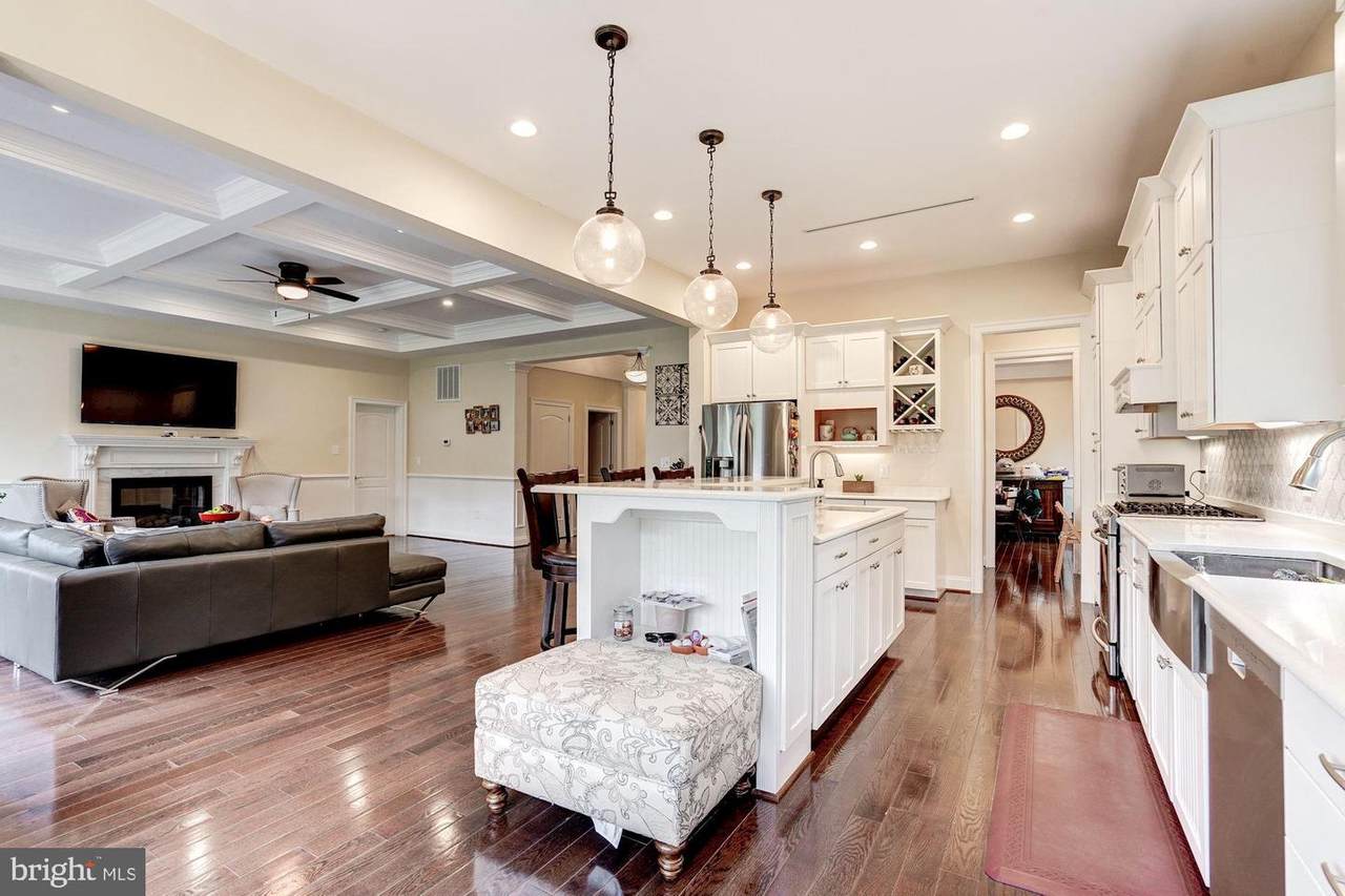 7417 Magarity Road - Photo 1