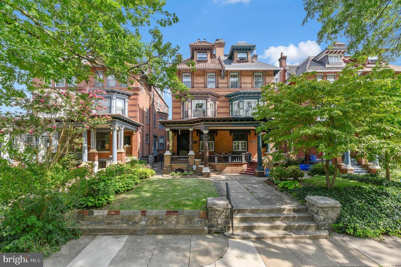 4637 Spruce Street - Photo 1