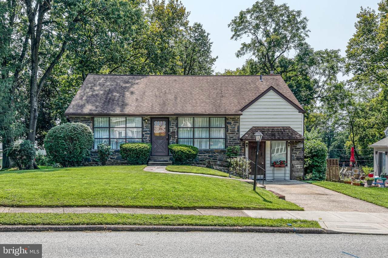 2244 Cambridge Road - Photo 1