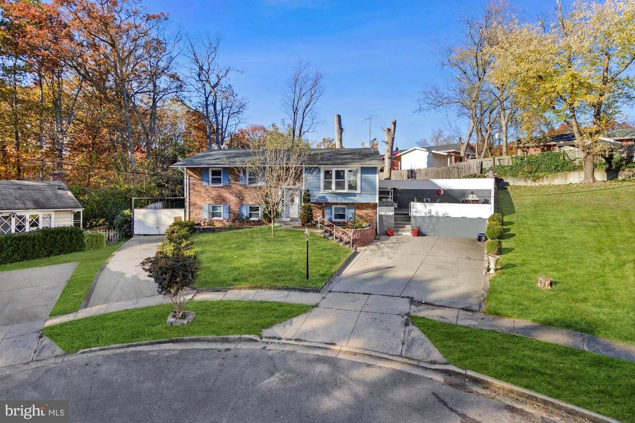 1902 Dana Drive - Photo 1