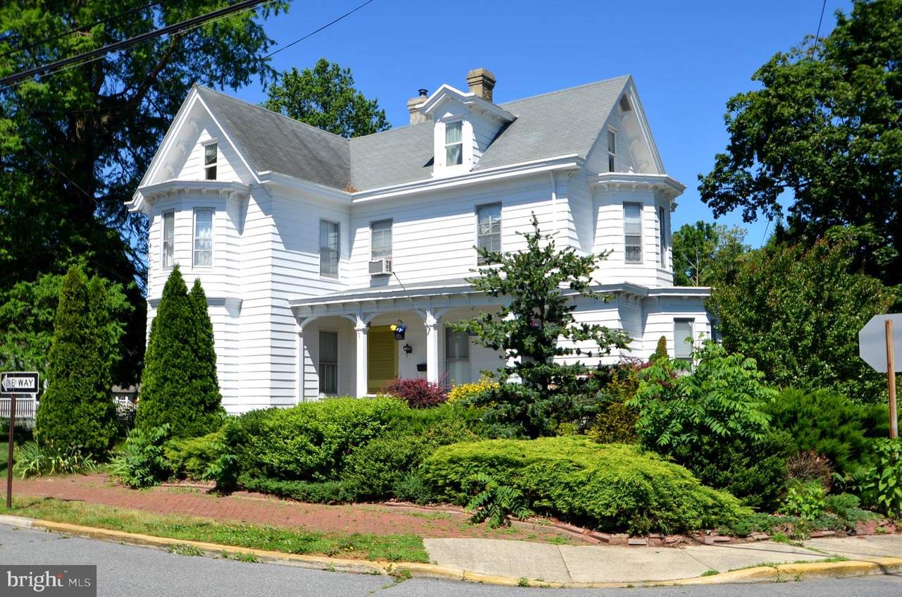 104 Mount Vernon Street - Photo 1