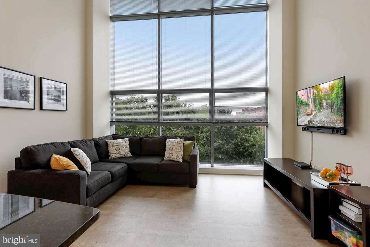 444 Broad Street - Photo 1