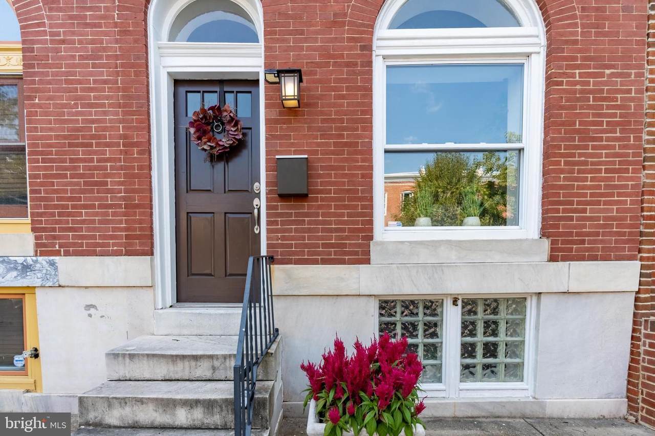 8 Kenwood Avenue - Photo 1