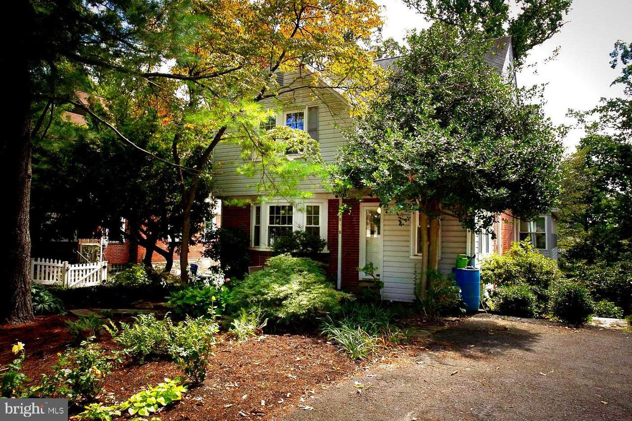 1509 Edge Hill Road - Photo 1